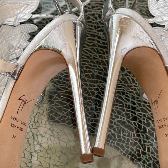 Giuseppe Zanotti Silver Leather Crystal Embellishments Gladiator Heels - Picture 15 of 15